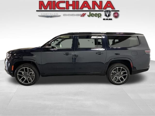 2025 Jeep Wagoneer L Series III's photo