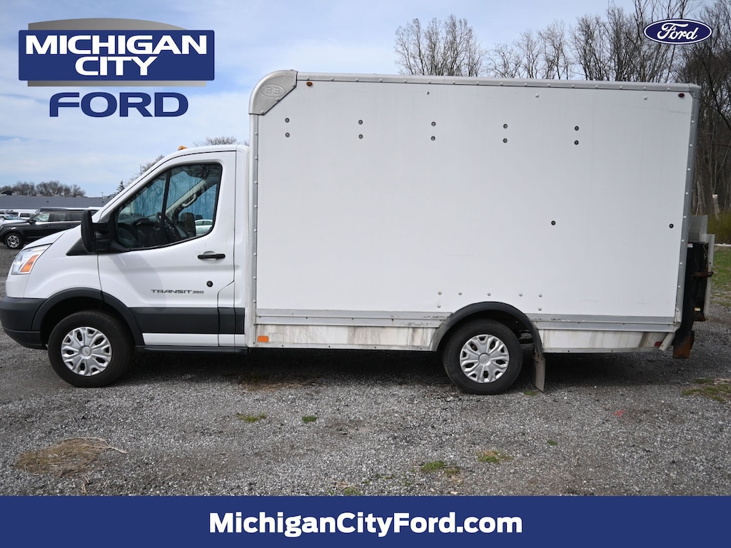 Used 2017 Ford Transit Cutaway T-350 SRW 138 WB 9500 GVWR