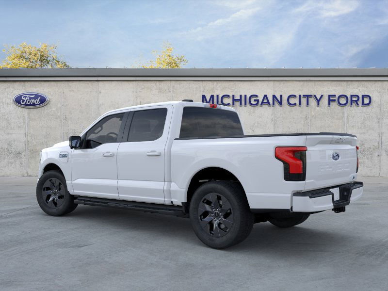 2025 Ford F-150 Lightning photo 4