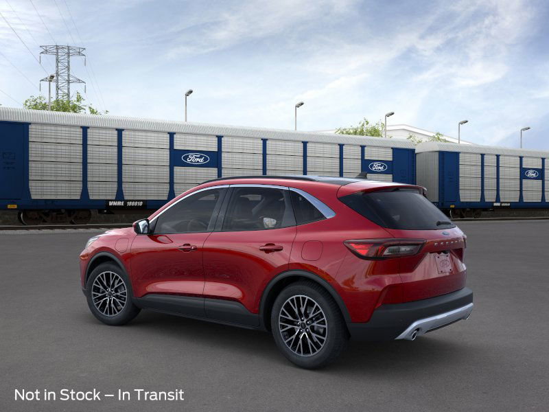 2025 Ford Escape Titanium photo 4