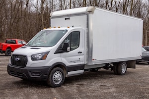 2023 Ford Transit Chassis Cutaway VAN