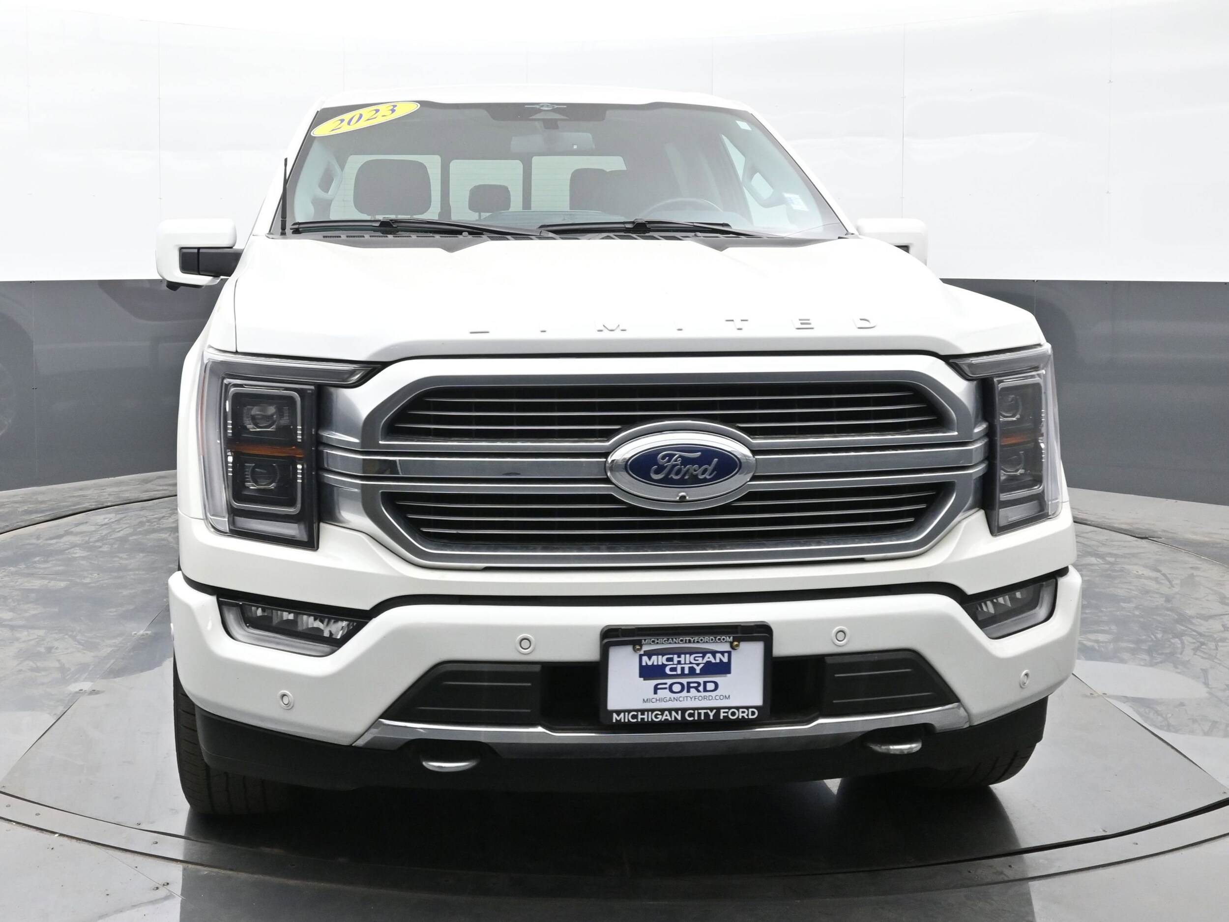 2023 Ford F-150 Limited photo 2