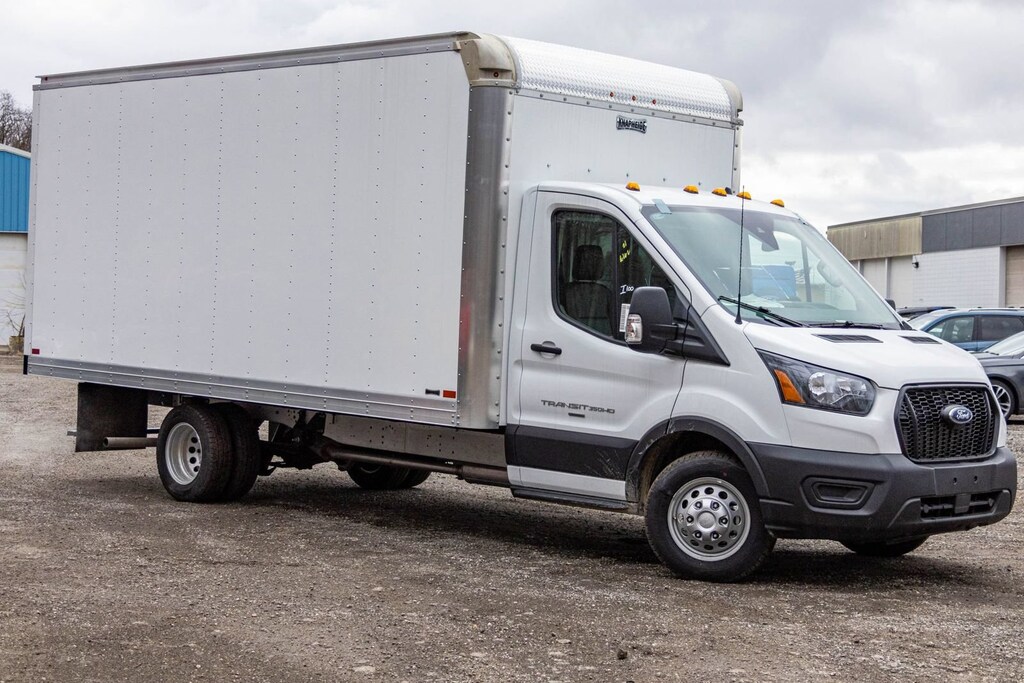 New 2023 Ford Transit Chassis Cutaway VAN