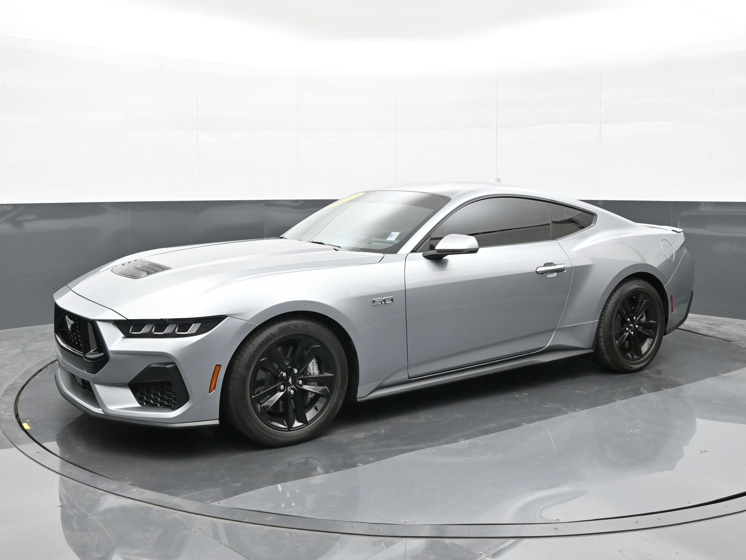 2024 Ford Mustang GT photo 4