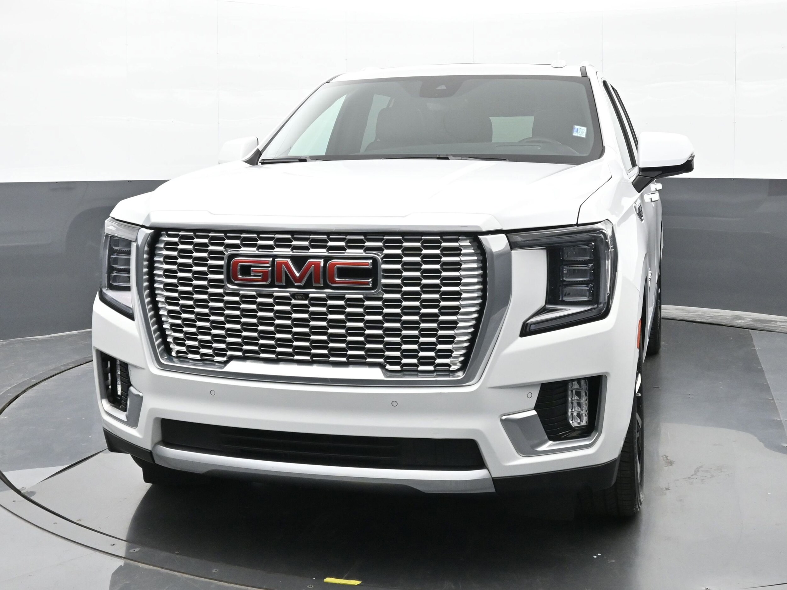 2023 Gmc Yukon Denali photo 3