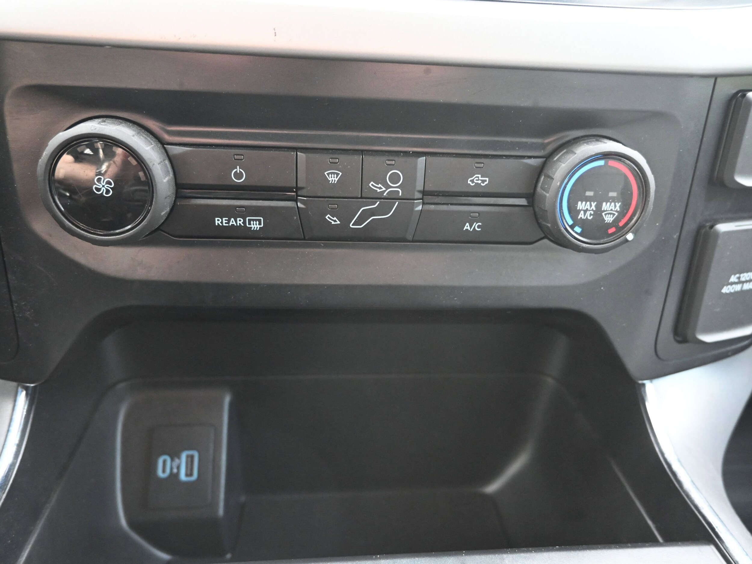 2023 Ford F-150 XLT - Photo 23