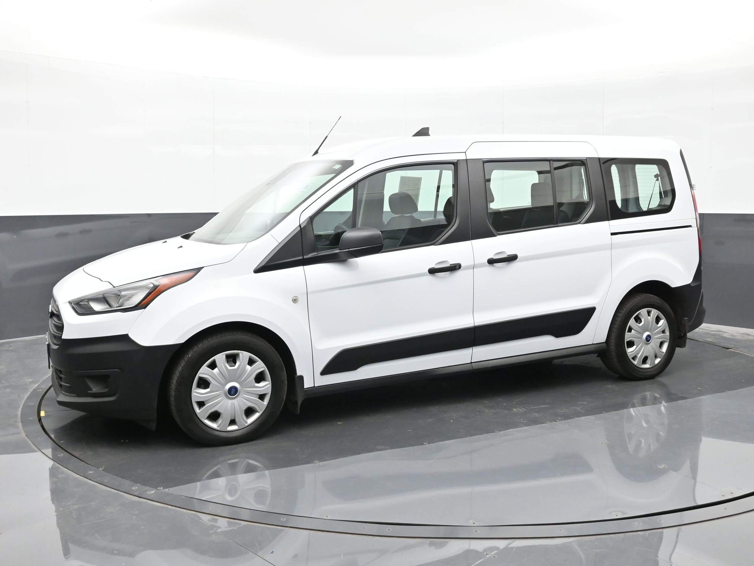 2022 Ford Transit XL photo 4