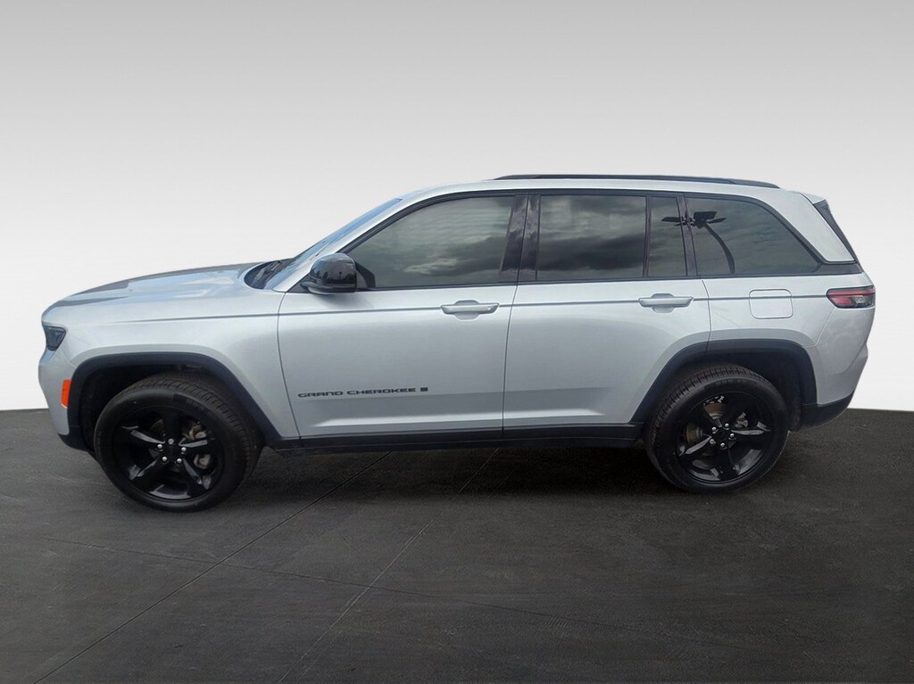 Used 2022 Jeep Grand Cherokee Altitude Altitude 4x4
