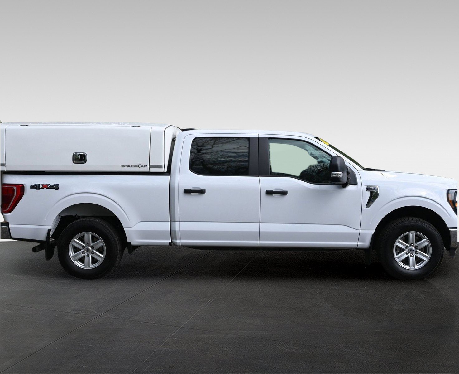 2023 Ford F-150 XLT - Photo 8