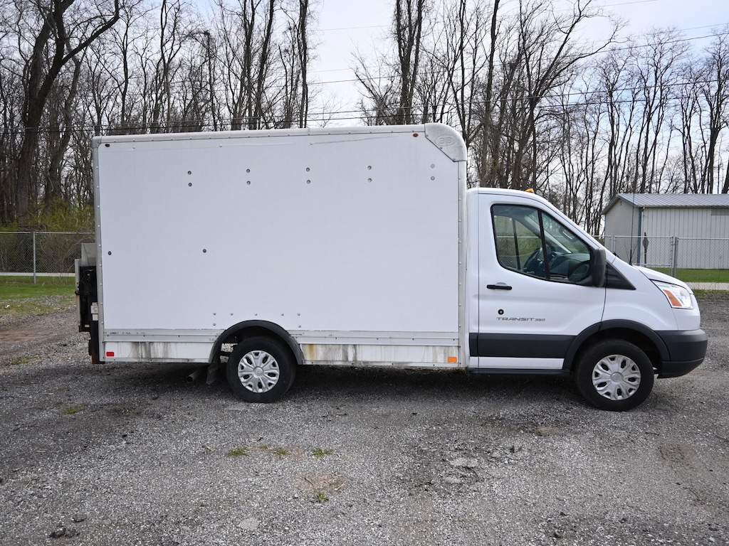 Used 2017 Ford Transit Cutaway T-350 SRW 138 WB 9500 GVWR