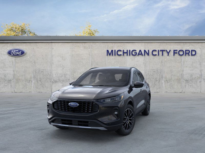 2024 Ford Escape Titanium photo 2