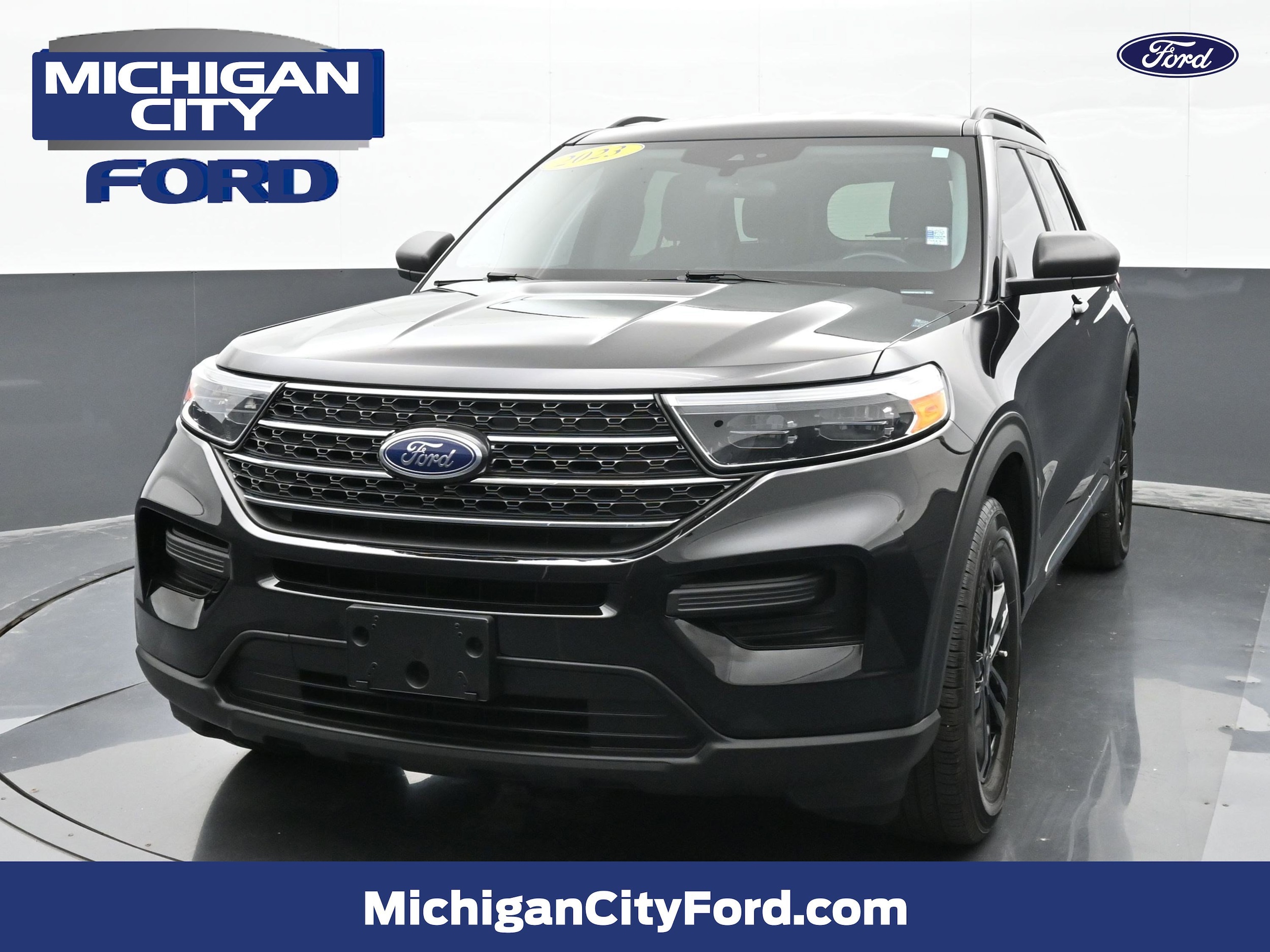 2023 Ford Explorer XLT's photo
