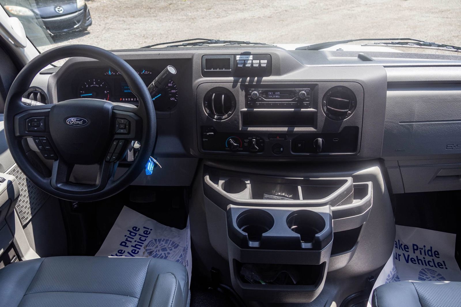 2024 Ford E-350 photo 2