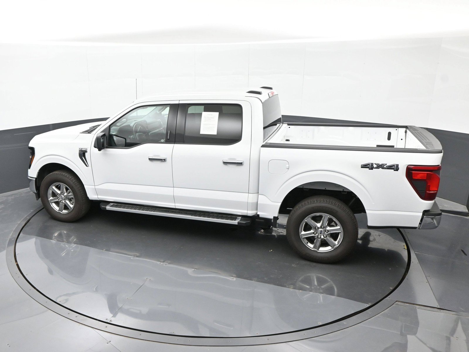 2024 Ford F-150 XLT - Photo 33