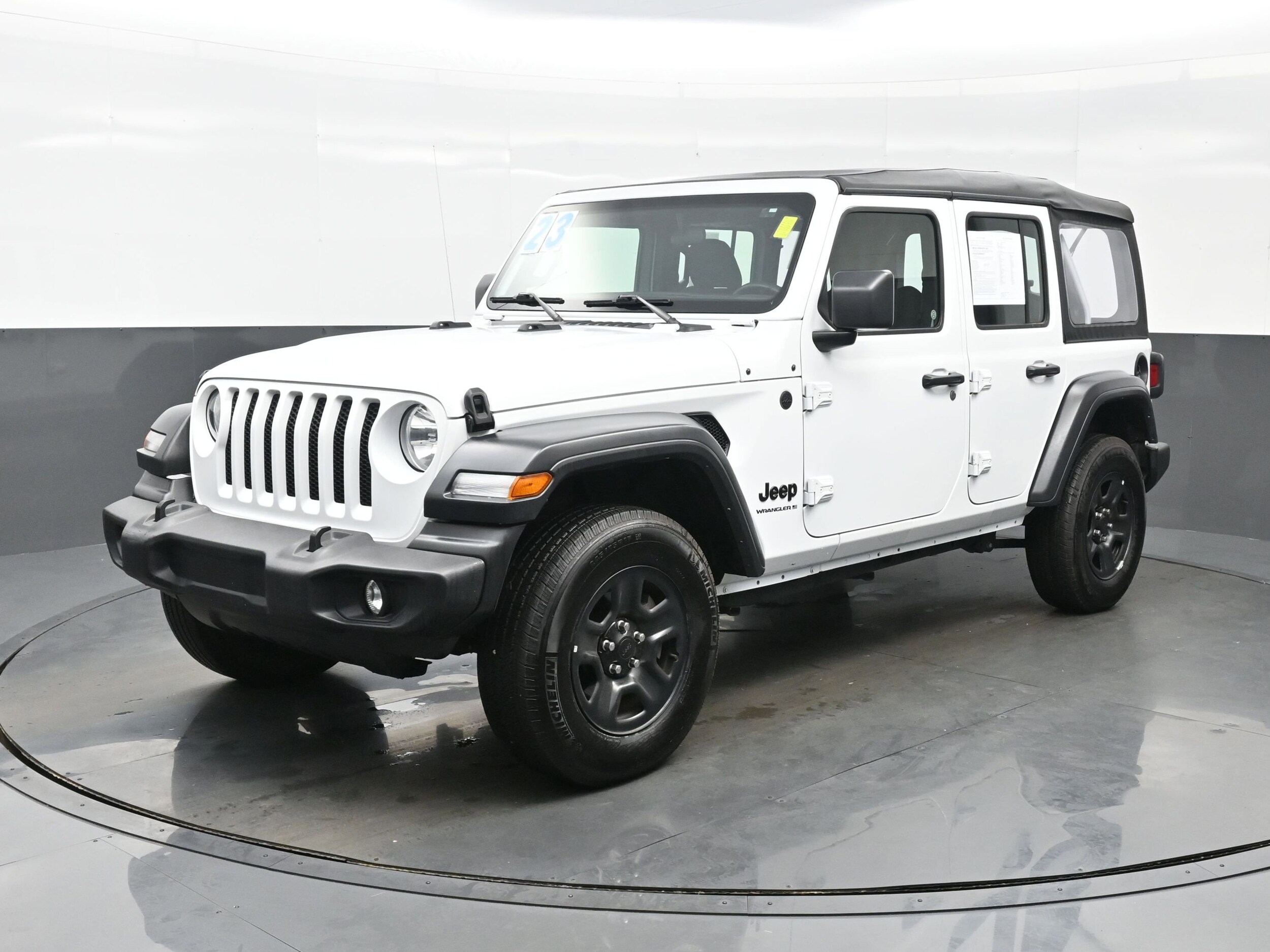 2023 Jeep Wrangler Sport photo 4