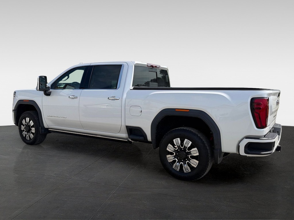 Used 2024 GMC Sierra 3500HD AT4 4WD Crew Cab 172 AT4