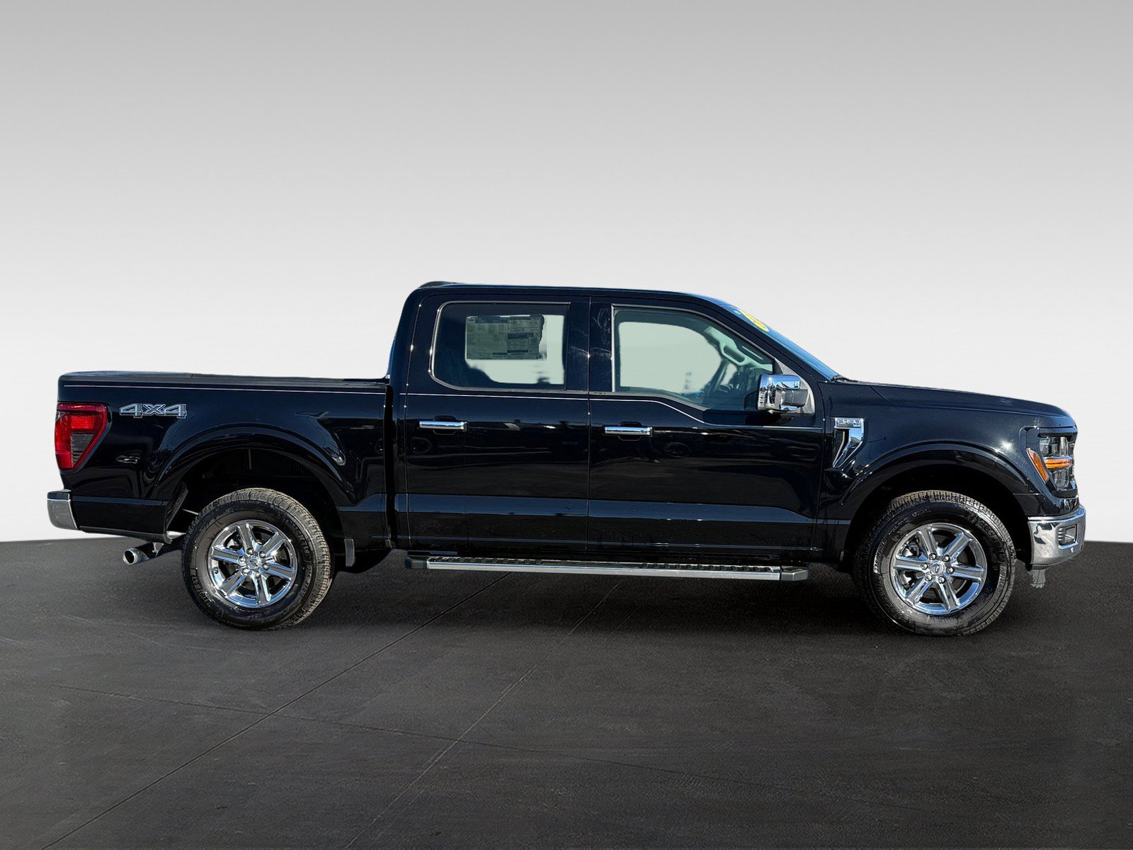 Used 2024 Ford F-150 XLT
