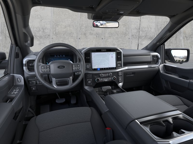 2025 Ford F-150 XLT - Photo 9