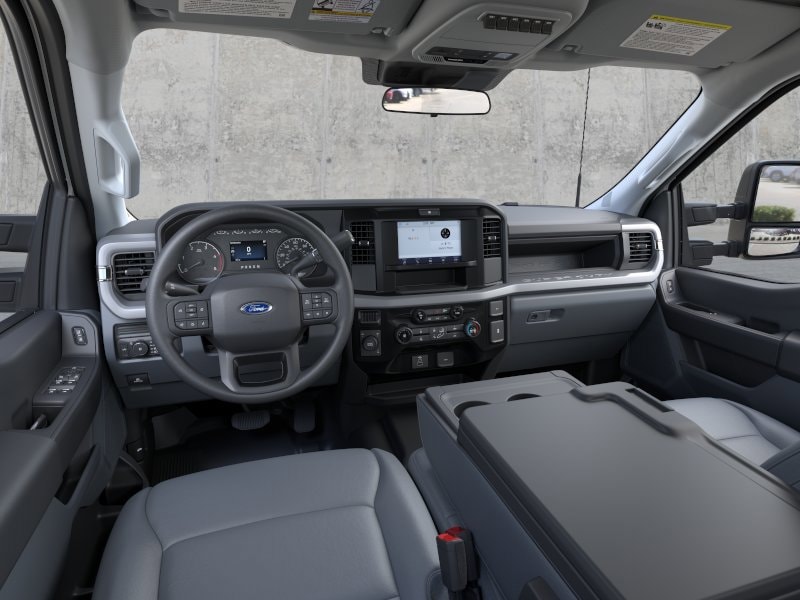 2025 Ford F-350 Super Duty XL - Photo 9