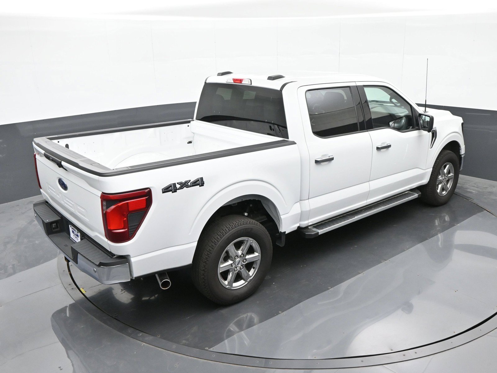 2024 Ford F-150 XLT - Photo 36