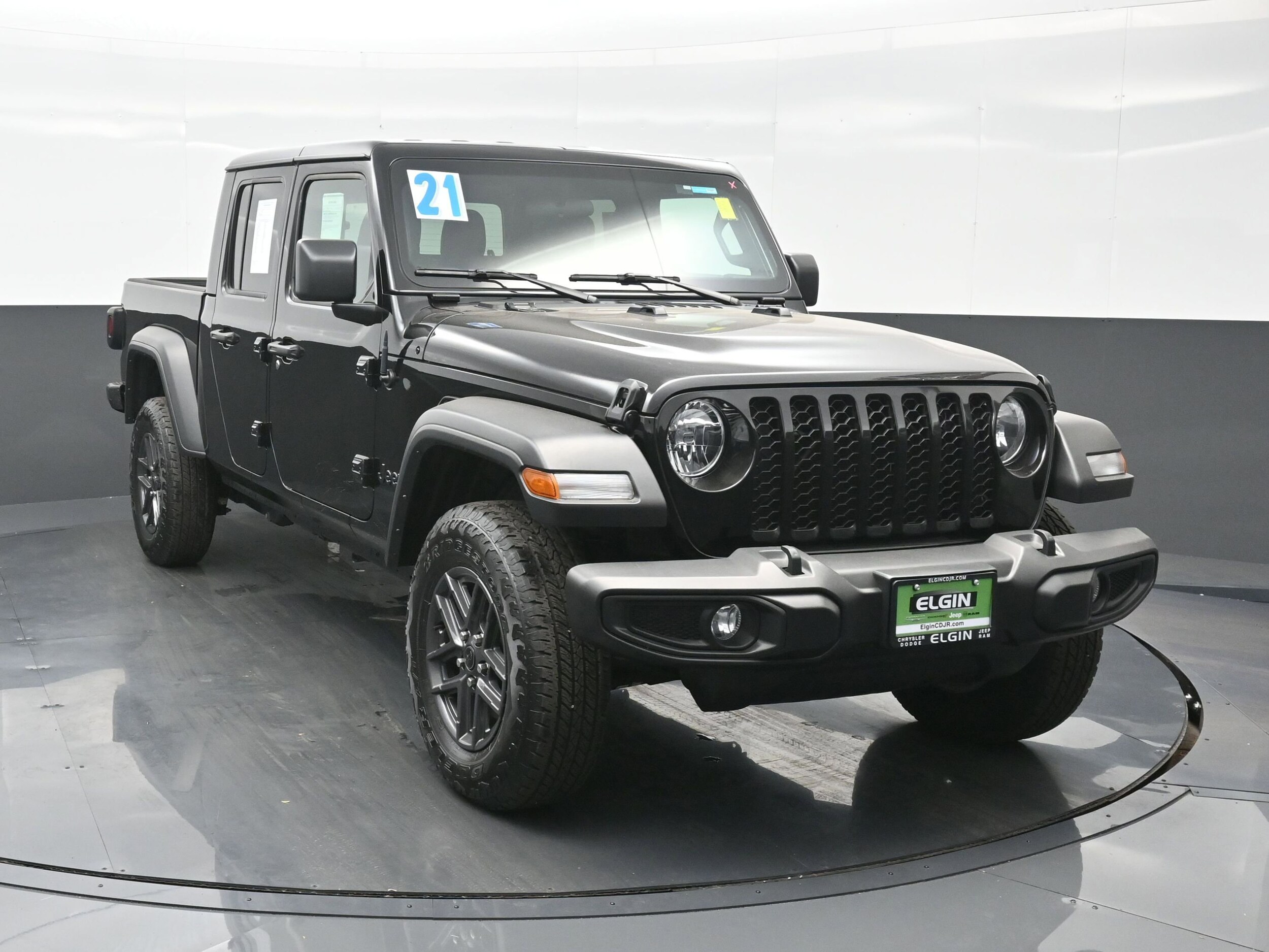 2021 Jeep Gladiator Sport S photo 2