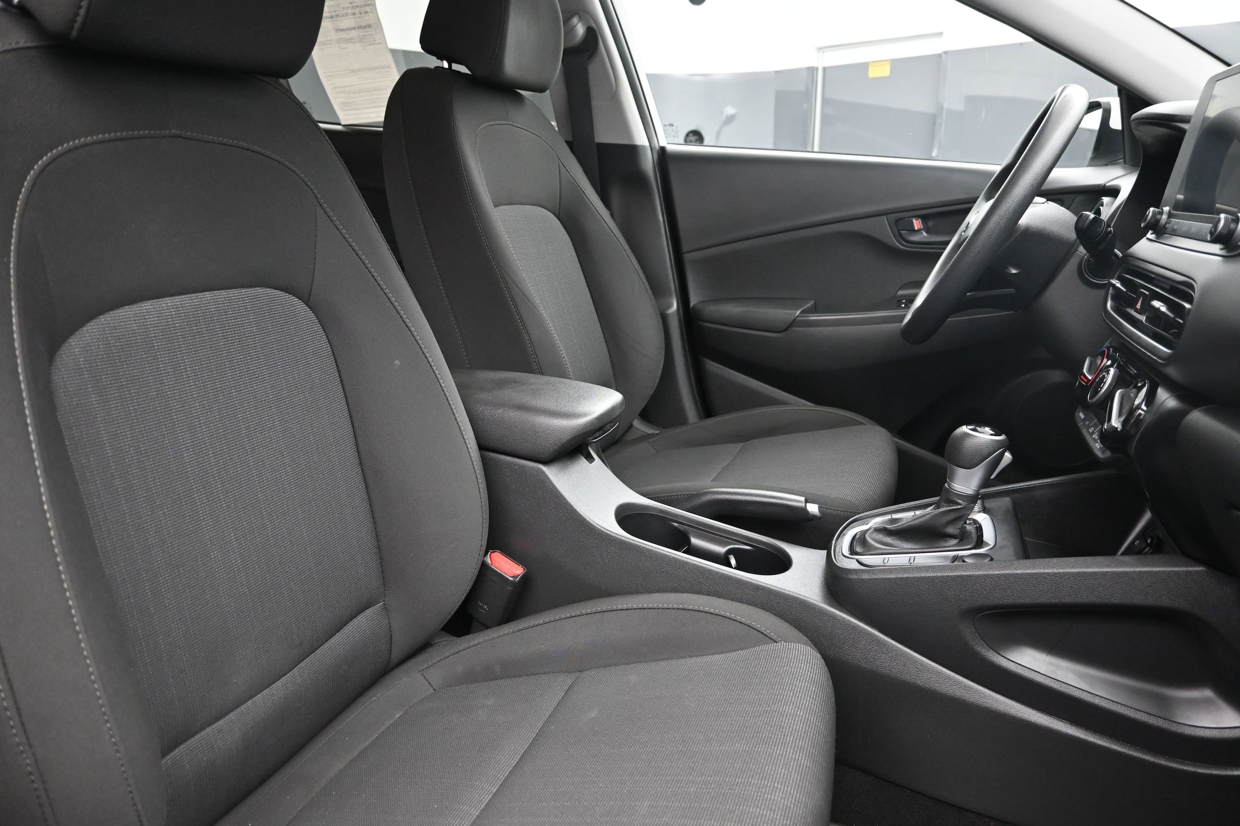 2022 Hyundai Kona SEL - Photo 28
