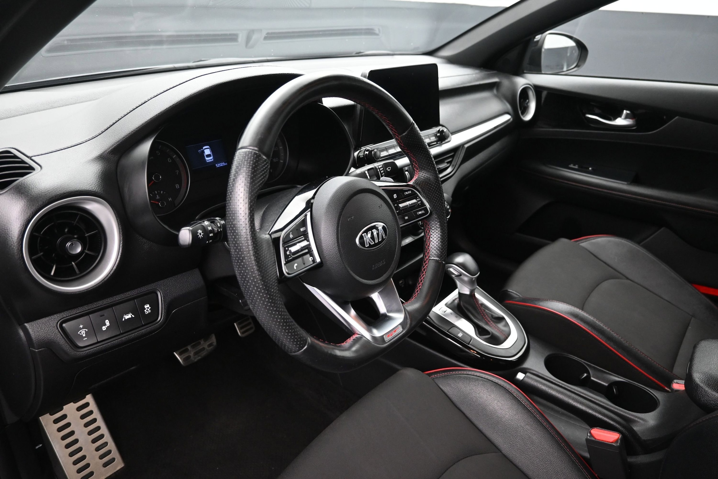 2021 Kia Forte GT - Photo 10