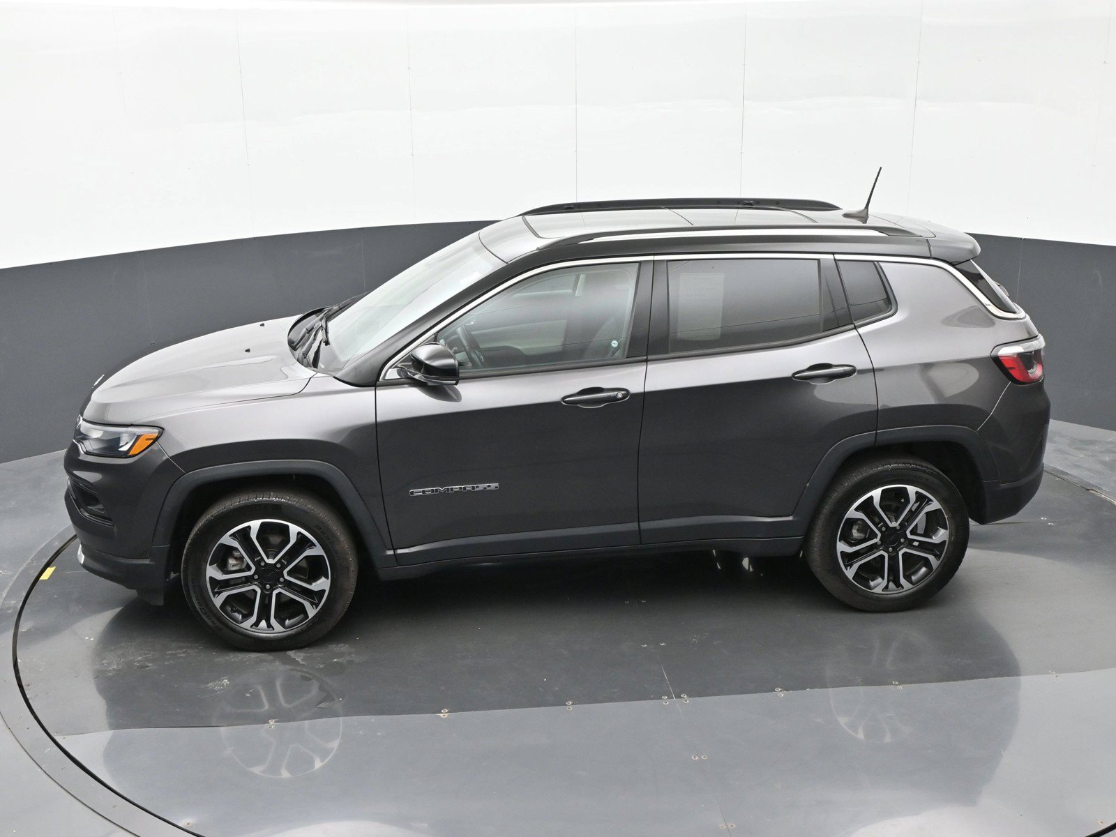 2022 Jeep Compass Limited - Photo 37
