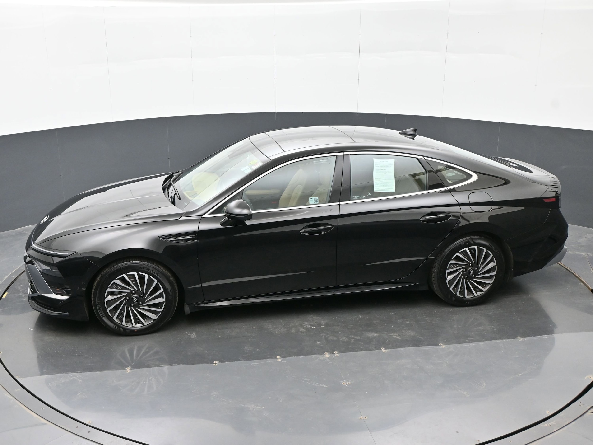 2025 Hyundai Sonata Hybrid Limited - Photo 37