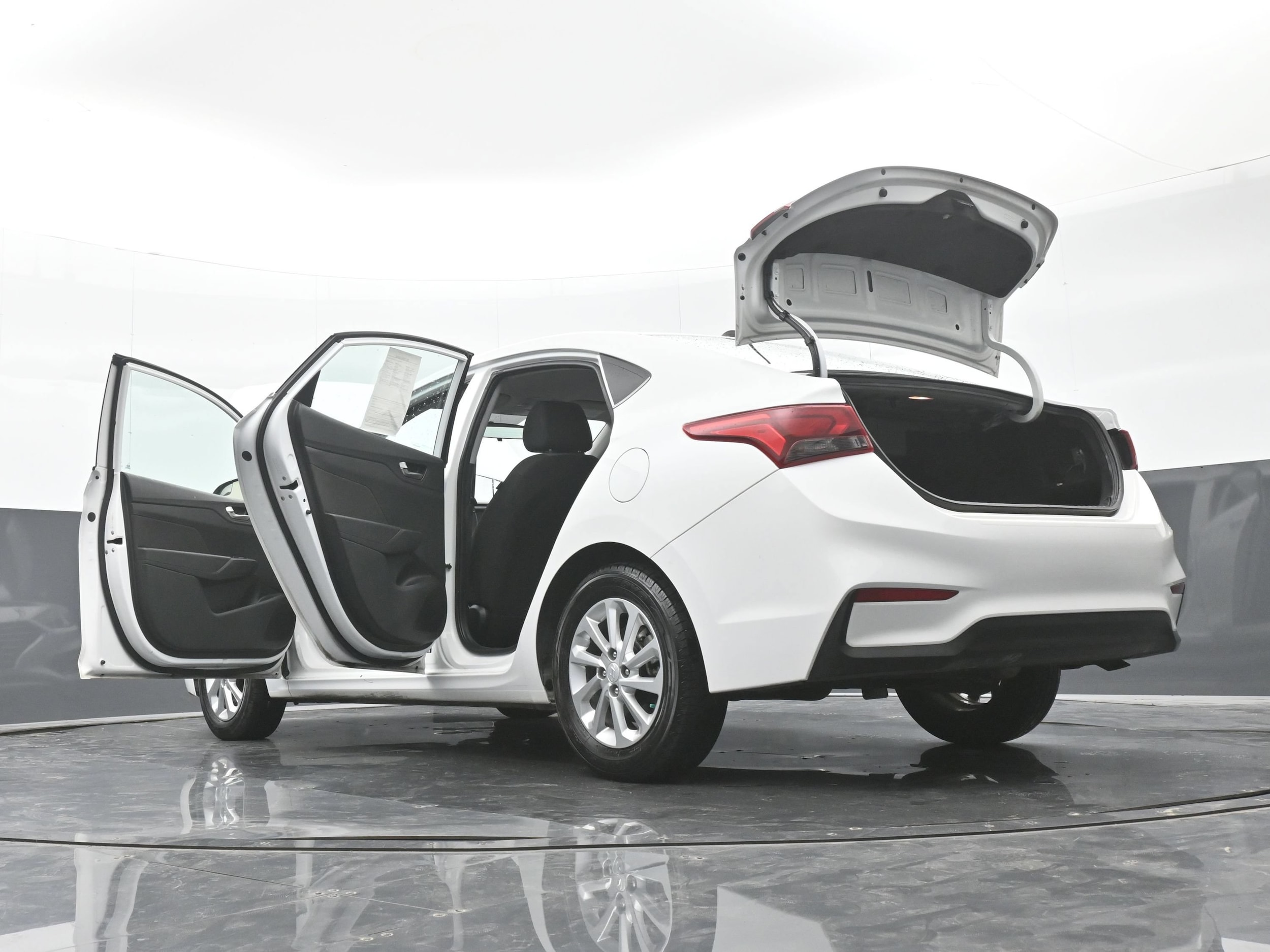 2022 Hyundai Accent SEL - Photo 50