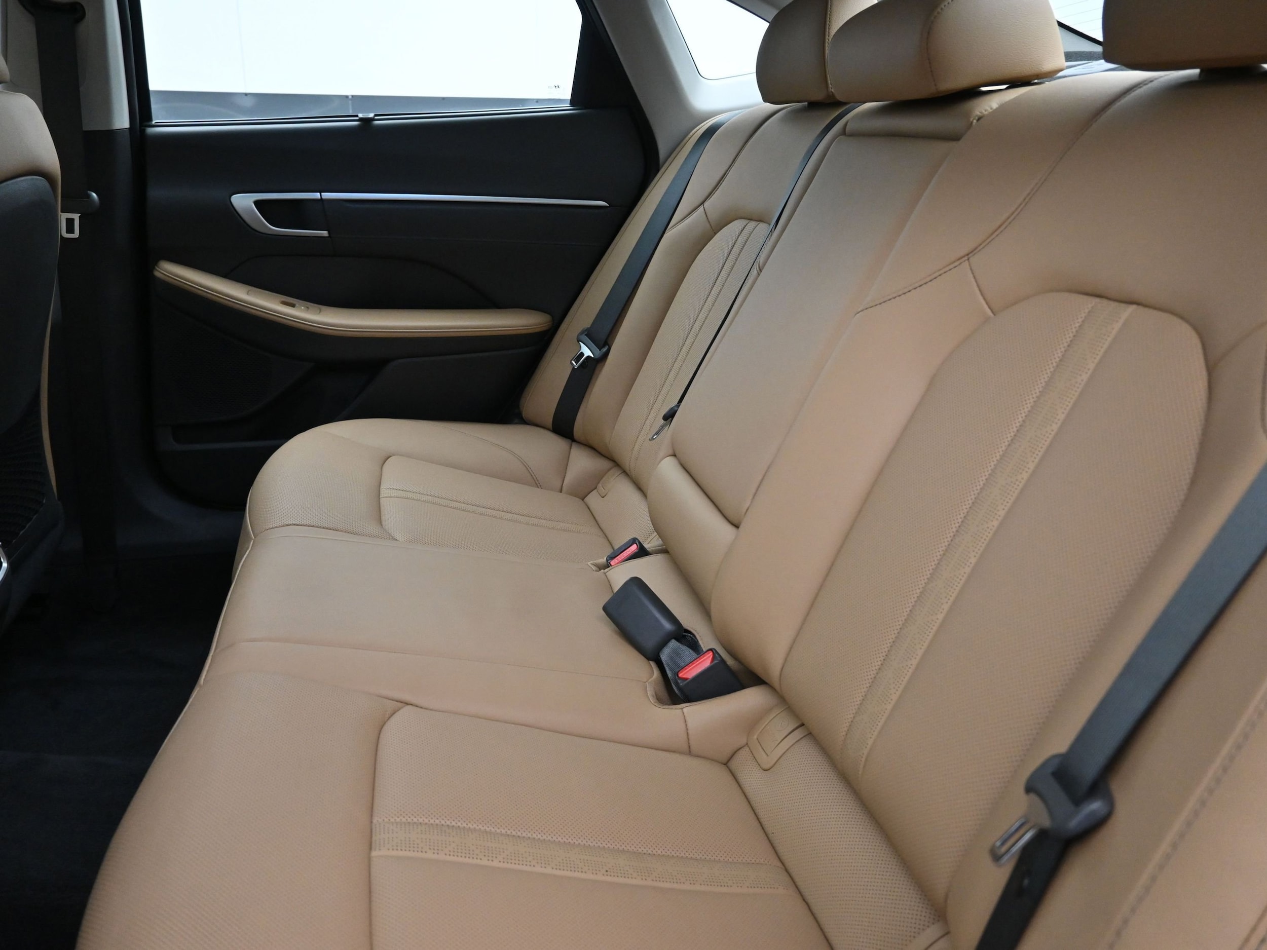 2025 Hyundai Sonata Hybrid Limited - Photo 22