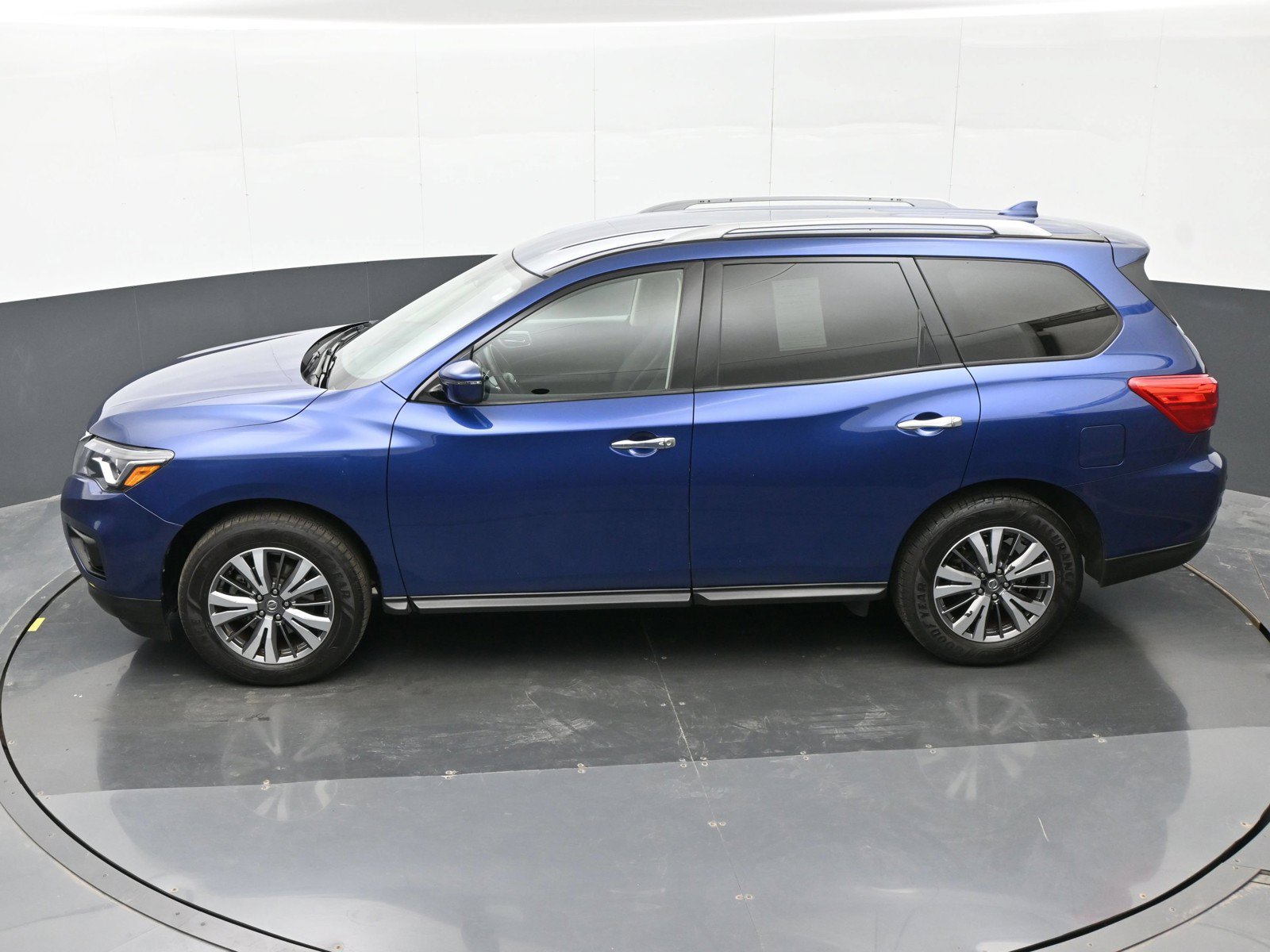 2020 Nissan Pathfinder SV - Photo 39