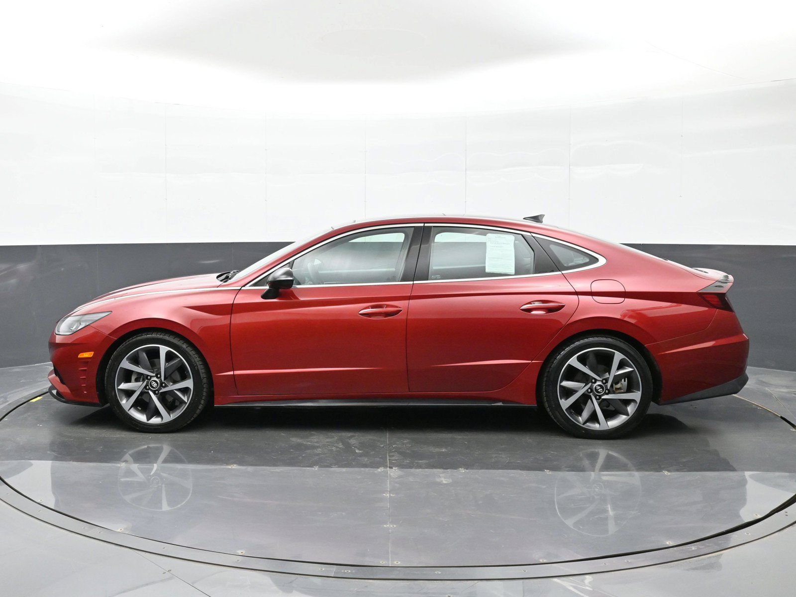 2023 Hyundai Sonata SEL Plus - Photo 9