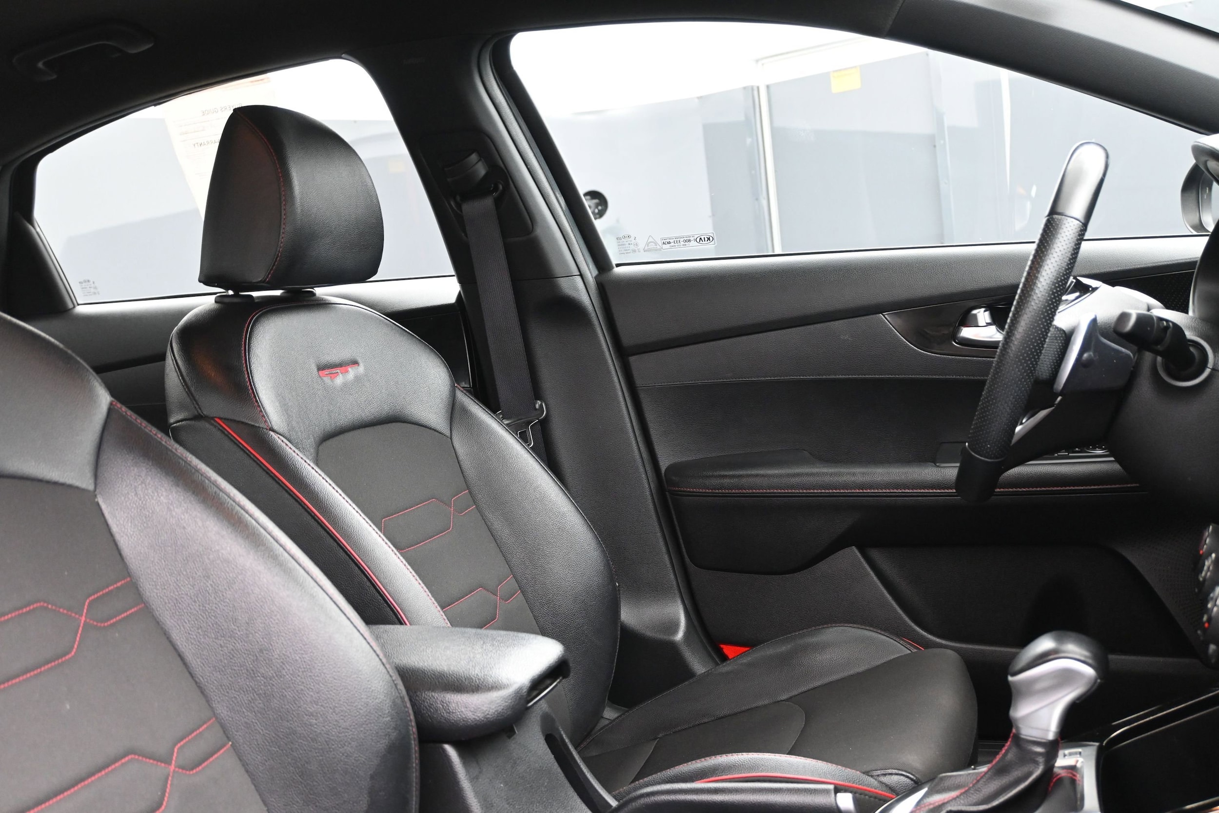 2021 Kia Forte GT - Photo 27