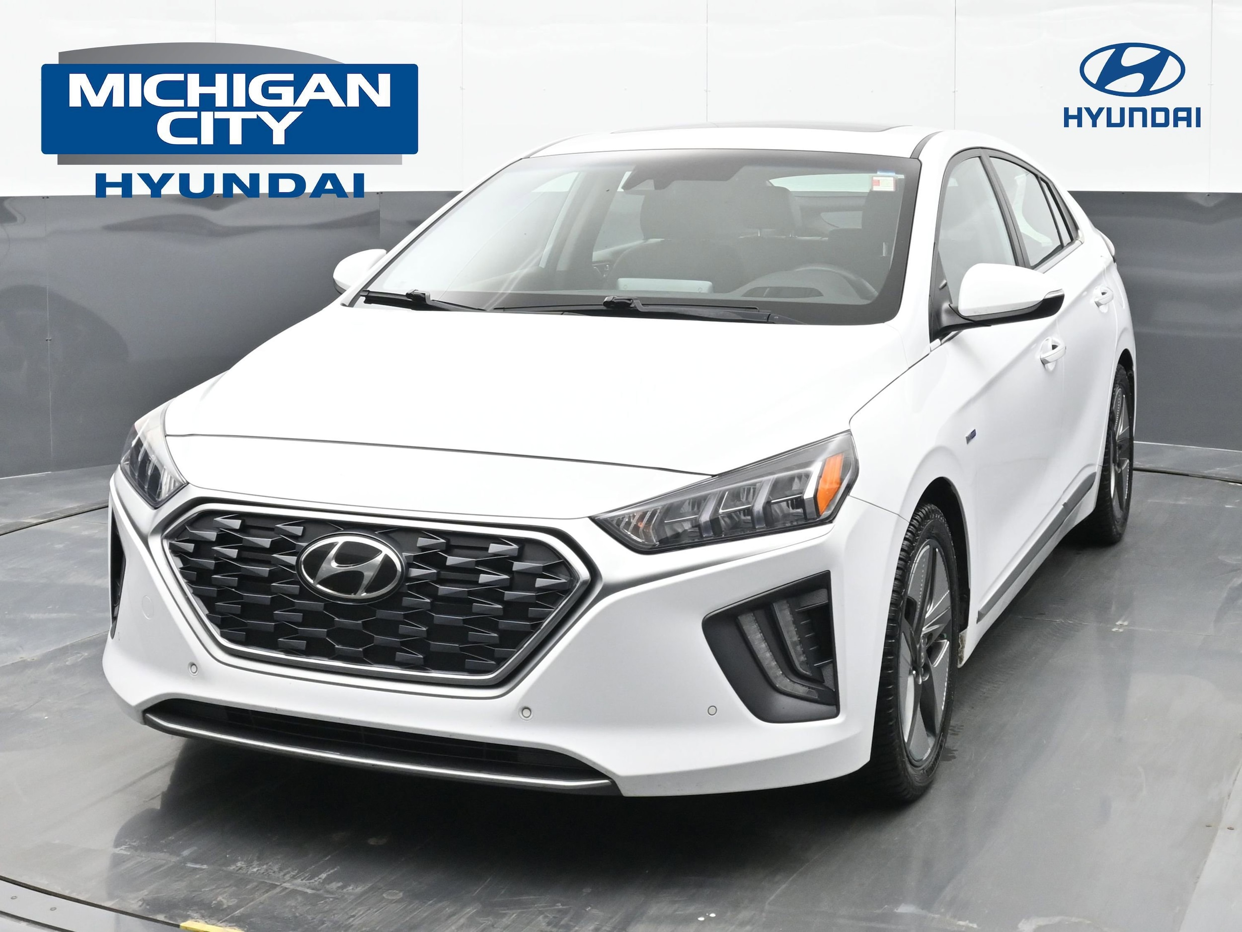 2020 Hyundai IONIQ Limited's photo