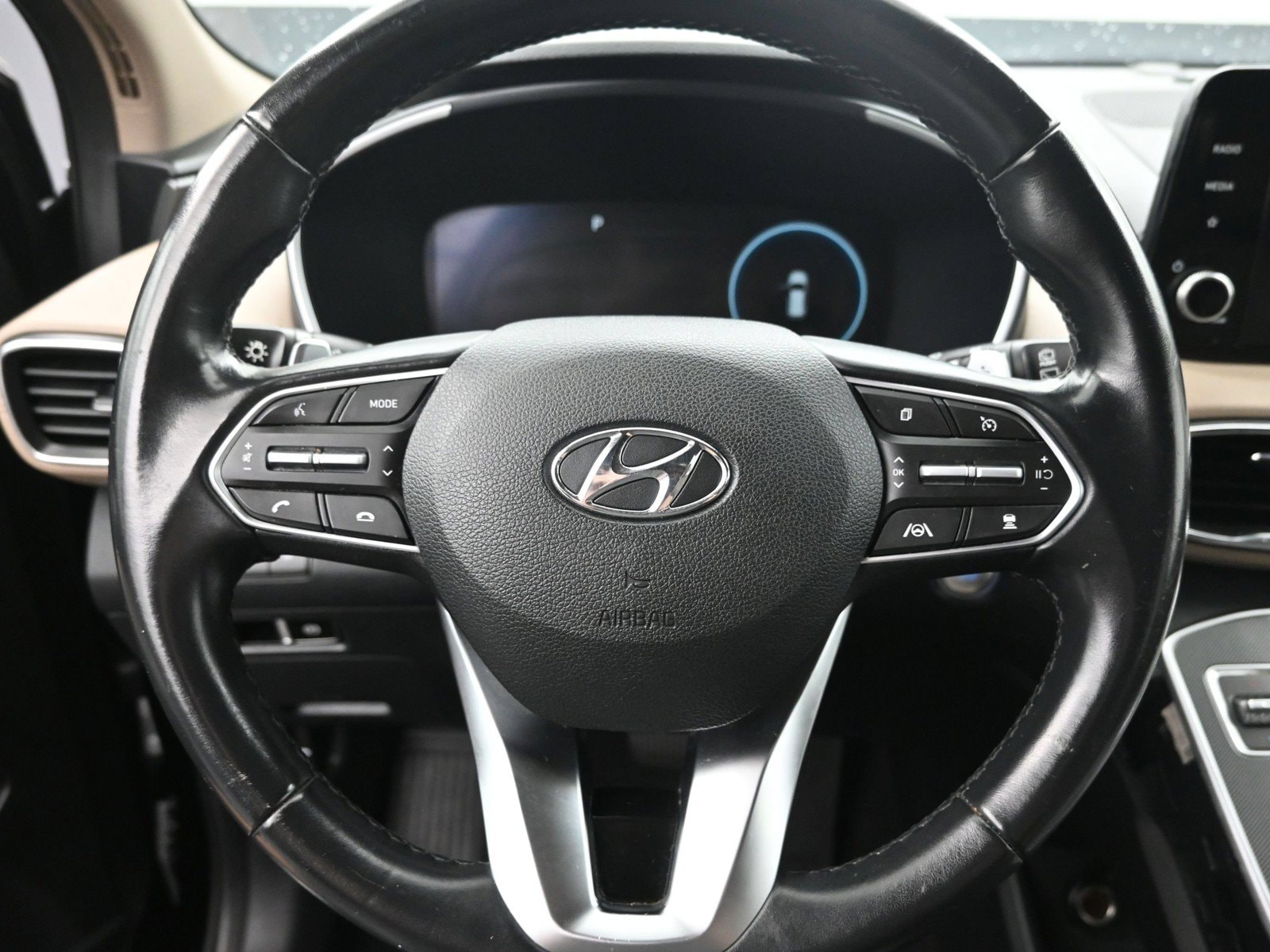 2022 Hyundai Santa Fe SEL - Photo 13
