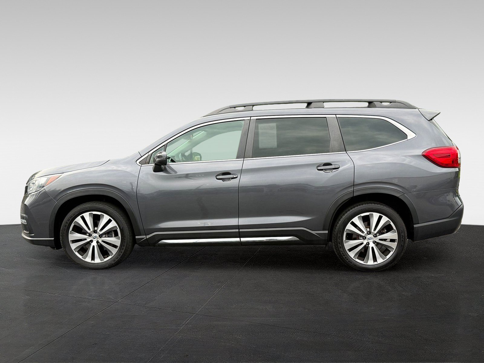 2022 Subaru Ascent Limited - Photo 8