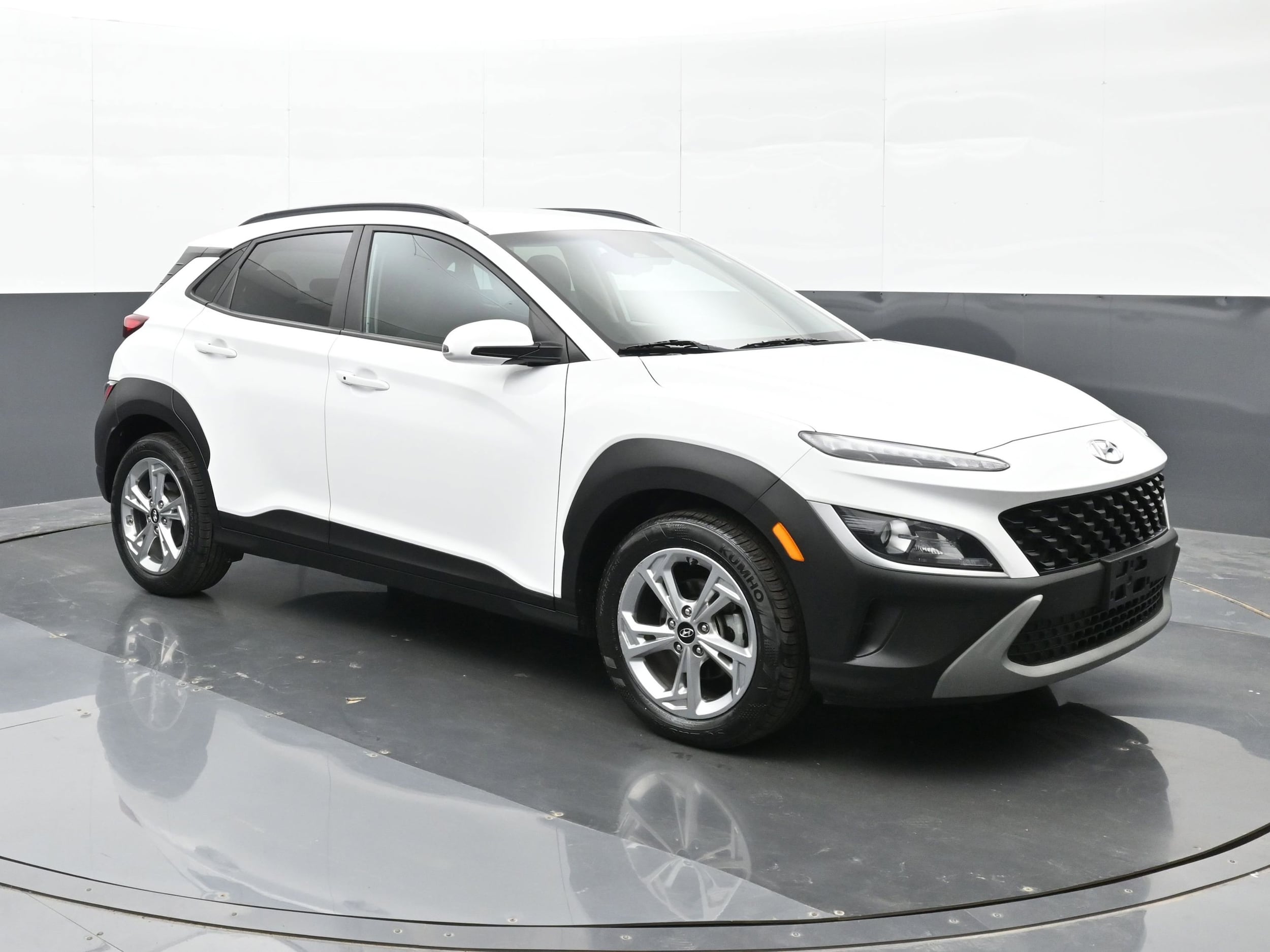 2022 Hyundai Kona SEL - Photo 6