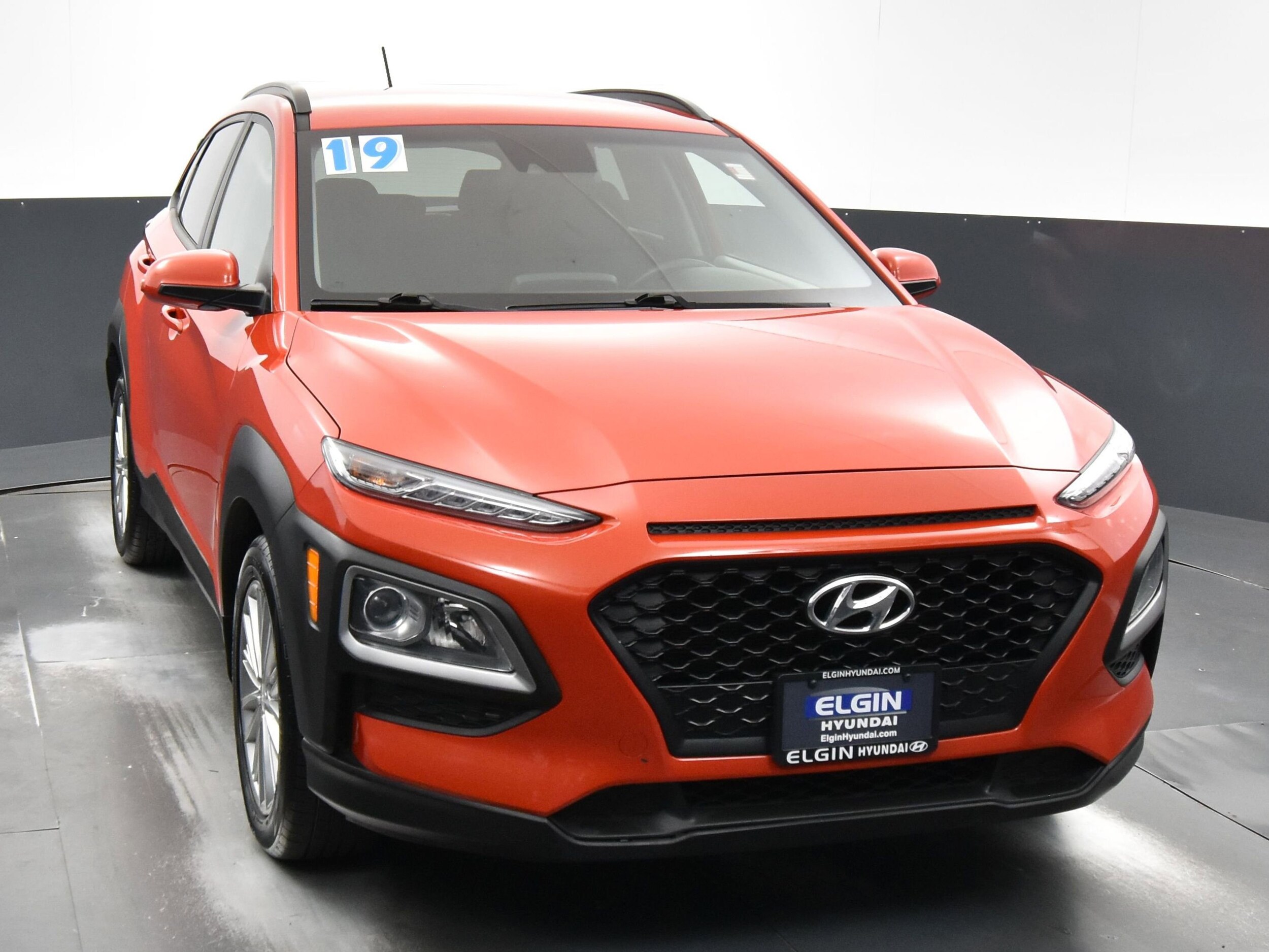 Used 2019 Hyundai Kona SEL with VIN KM8K2CAA4KU360777 for sale in Michigan City, IN