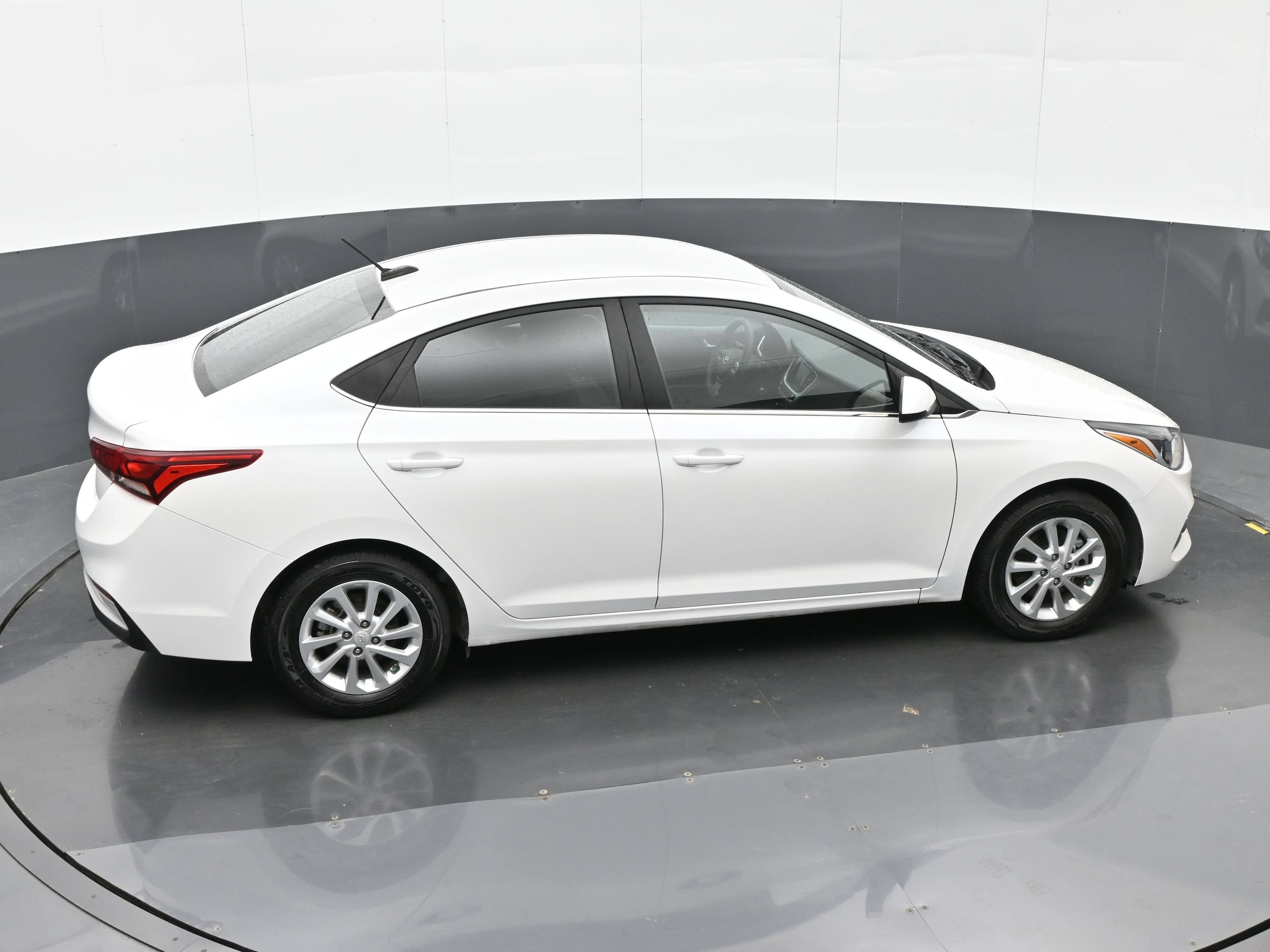 2022 Hyundai Accent SEL - Photo 32