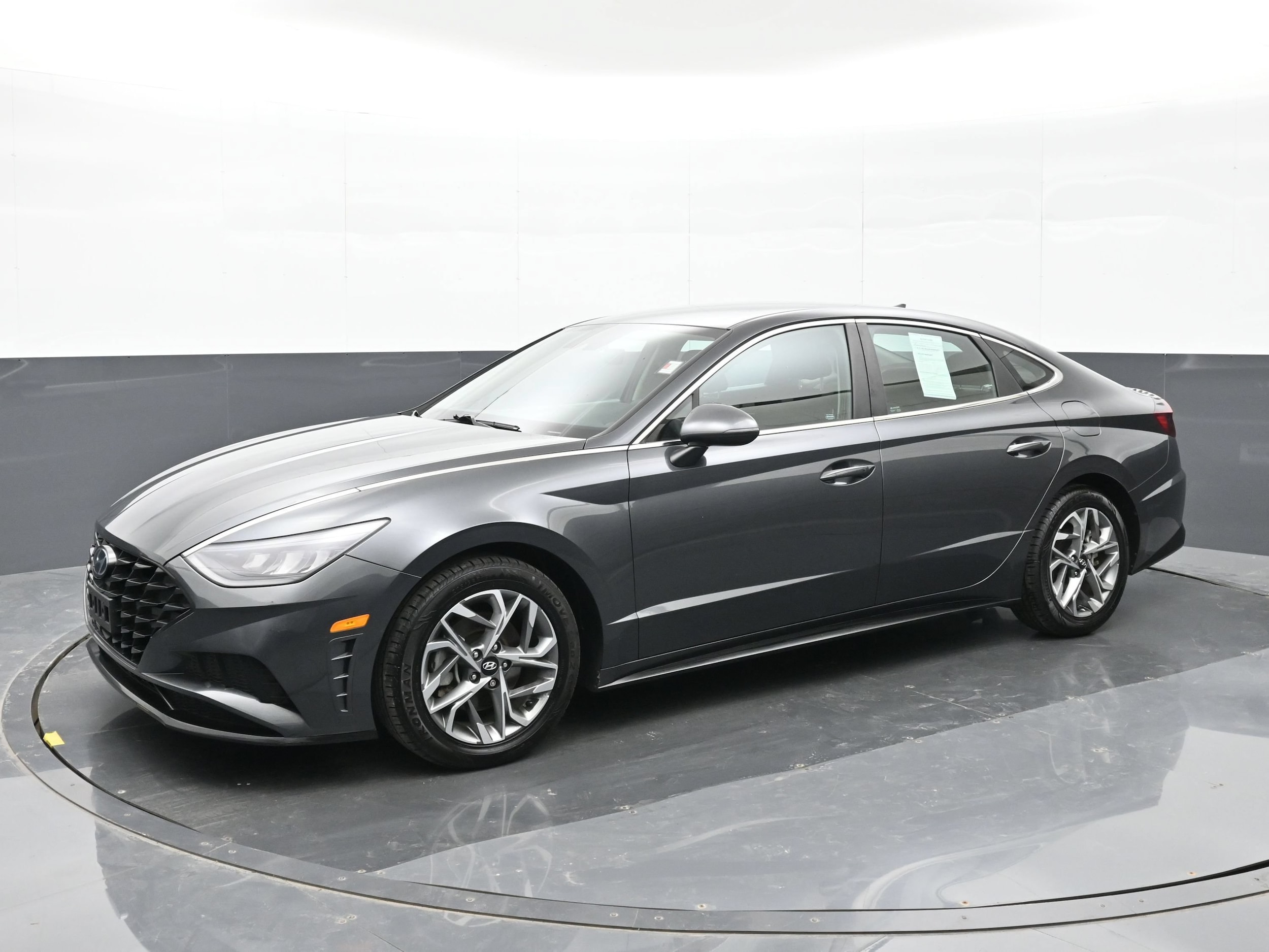 2023 Hyundai Sonata SEL - Photo 3