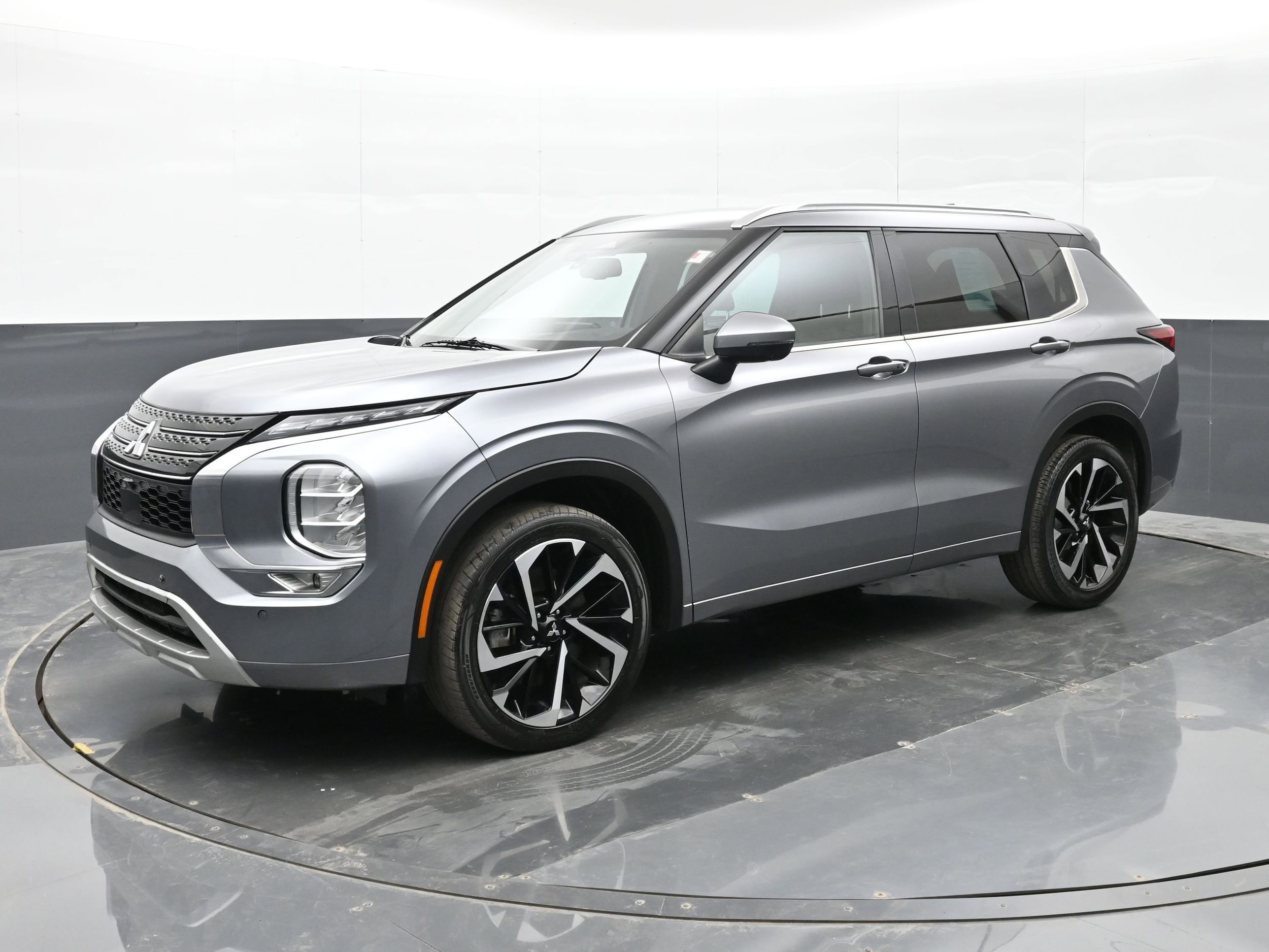 2022 Mitsubishi Outlander SEL Special Edition - Photo 8