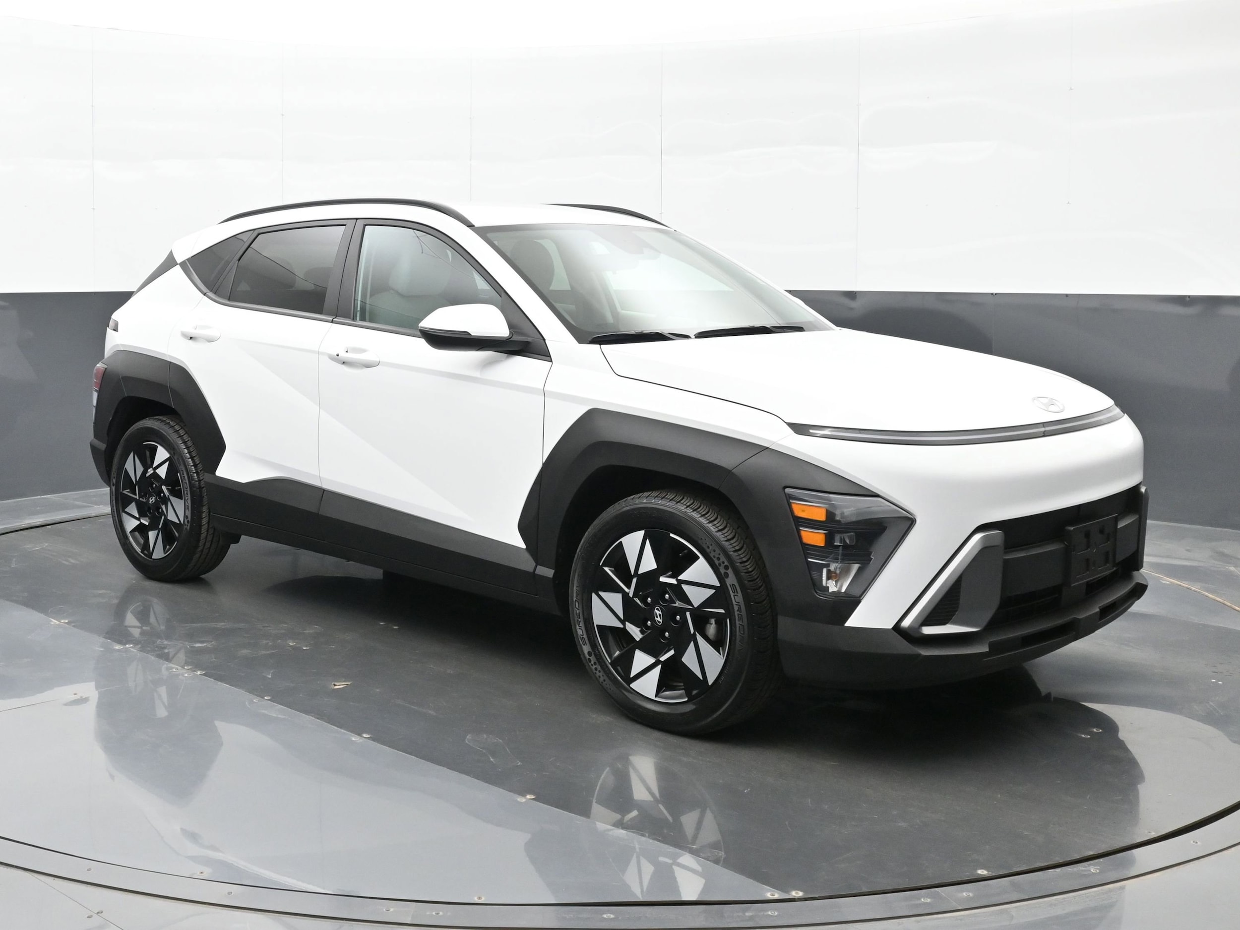 2024 Hyundai Kona SEL - Photo 6