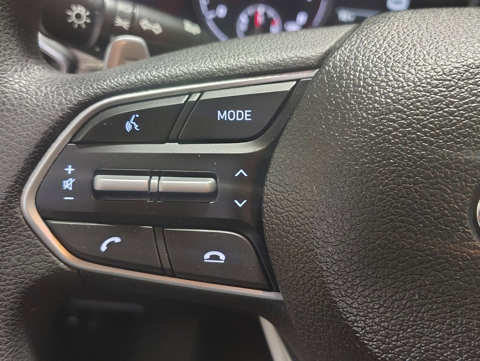 2023 Hyundai Santa Fe SE - Photo 7