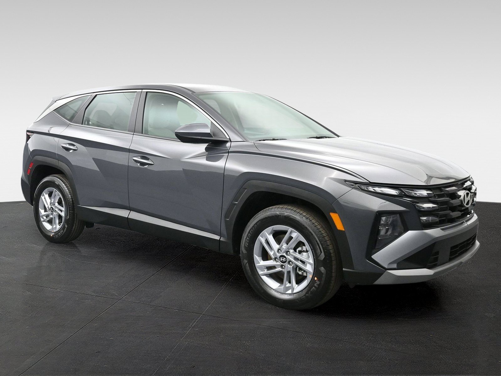2026 Hyundai Tucson SE - Photo 6