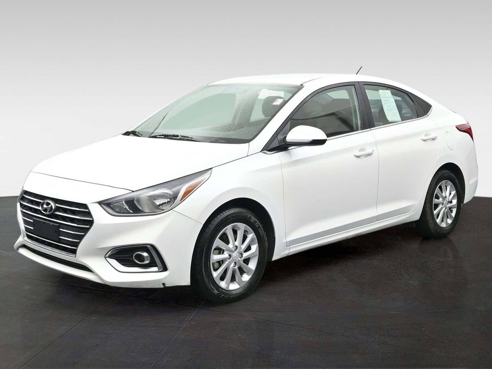 2022 Hyundai Accent SEL - Photo 8