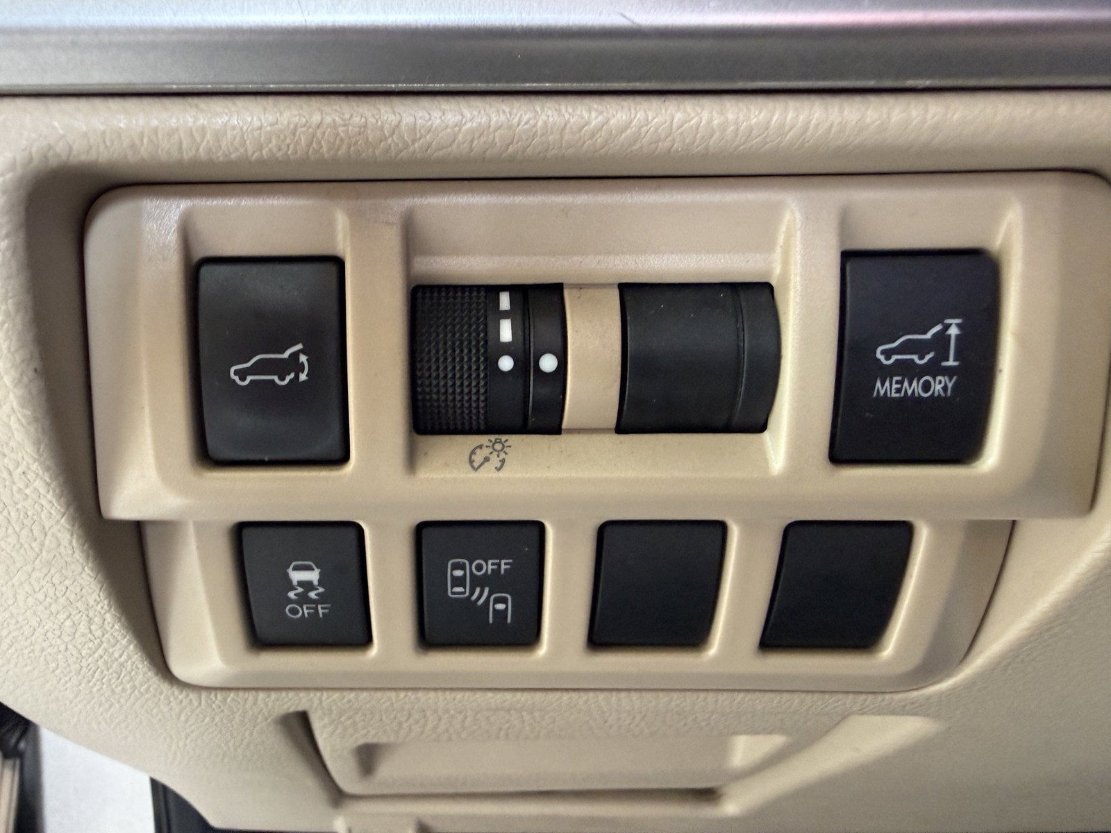 2015 Subaru Outback Limited - Photo 16