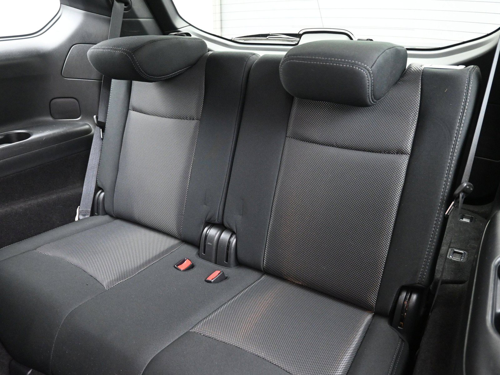 2020 Nissan Pathfinder SV - Photo 24