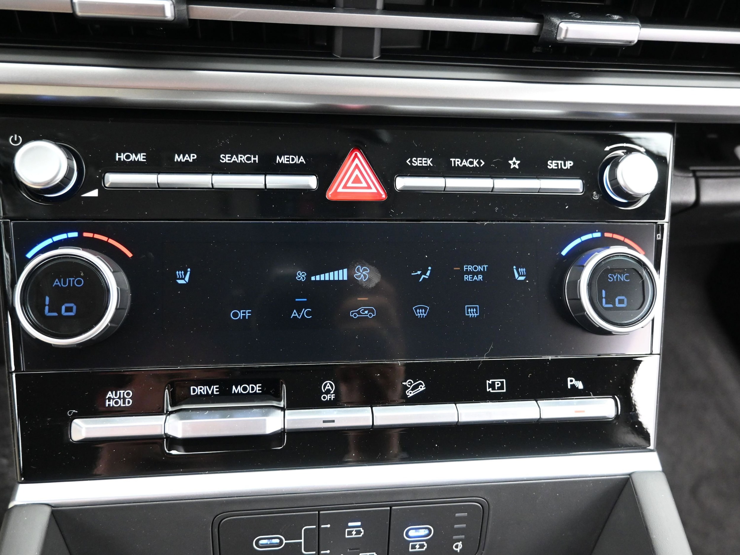 2024 Hyundai Santa Fe SEL - Photo 23