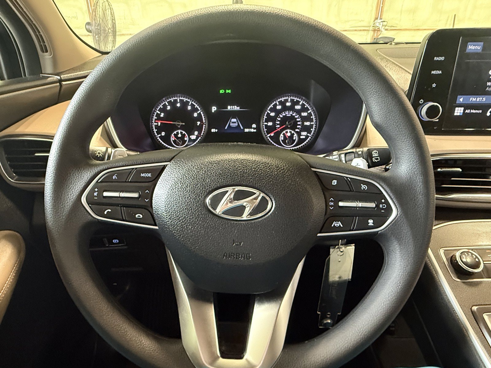 2023 Hyundai Santa Fe SE - Photo 16